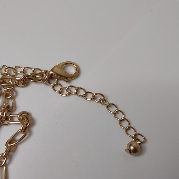 Gold Tone Metal And Plastic Large Pendant Necklace Adjustable 34.5 To 38 Inches - Picture 5 of 11